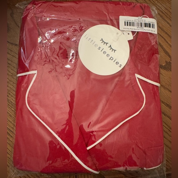NWT Little Sleepies Holiday Red Women’s Sleep Set. Size XL and L - Picture 4 of 4